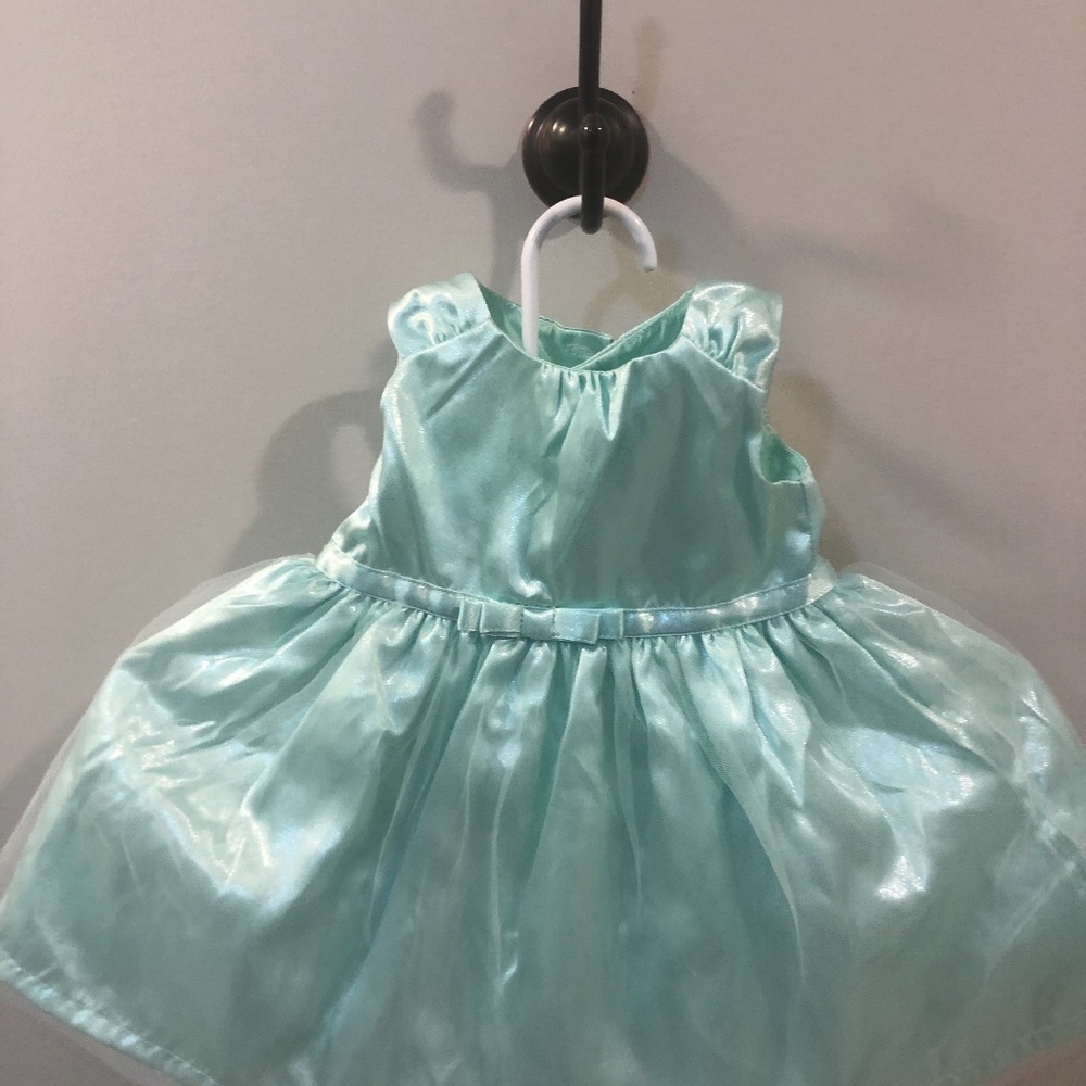 Dress - Picture 2 of 2